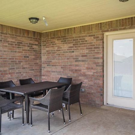 Cheerful 3 Bedroom Home, King Bed, 10 Min From Palo Duro Canyon, Fireplace, Washer Dryer Esterno foto